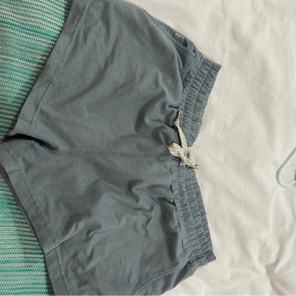 Vuori Women's Athletic Shorts in Gray